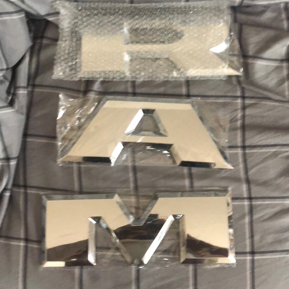 Dodge Ram giant letters for tailgate
